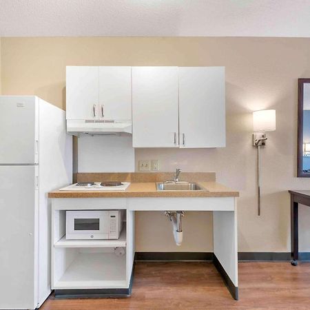 Extended Stay America Suites - Charlotte - University Place Buitenkant foto