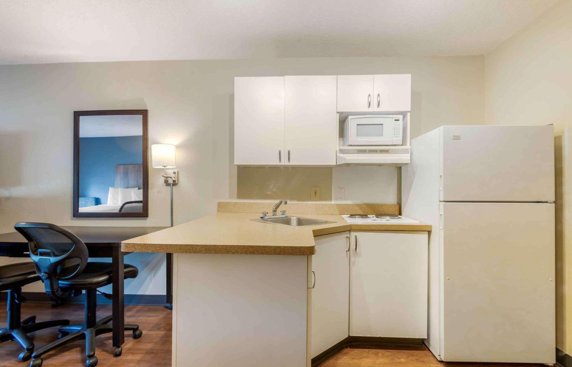 Extended Stay America Suites - Charlotte - University Place Buitenkant foto