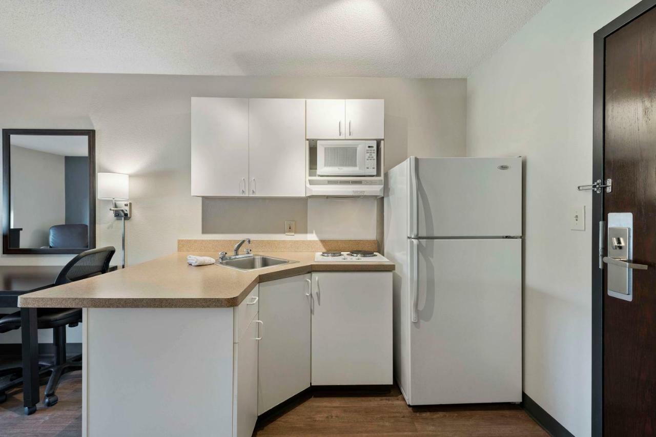 Extended Stay America Suites - Charlotte - University Place Buitenkant foto